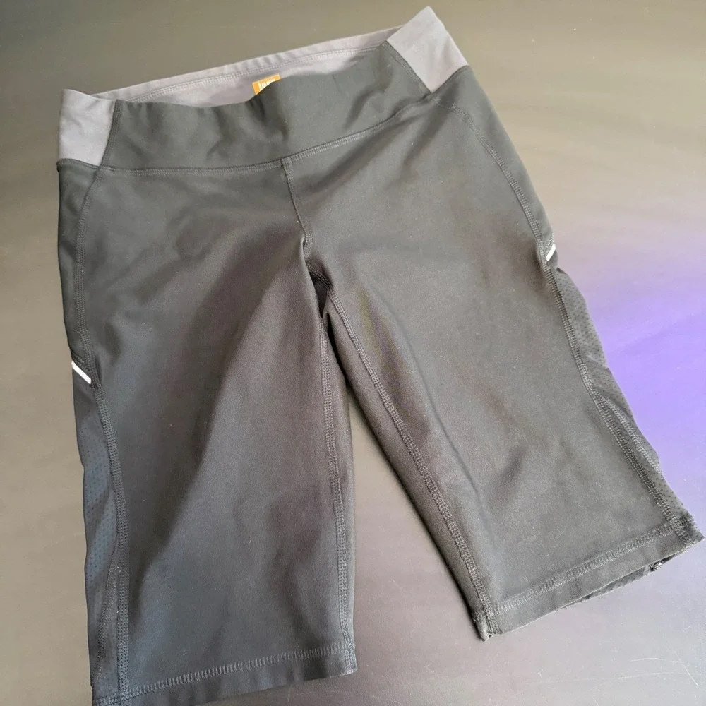 Lucy Tech Activewear Running Bike Shorts Womens XS Black Reflective Pocket